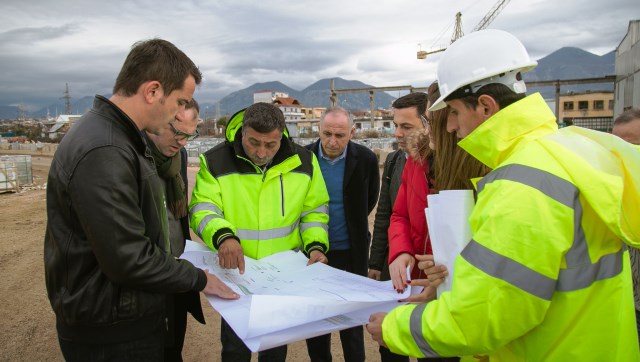 12 projektet e Bashkise se Tiranes per shkolla, rruge dhe rehabilitime te blloqeve urbane
